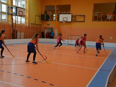 Powiatowe Igrzyska Dzieci  w unihokeju dziewcząt (6)